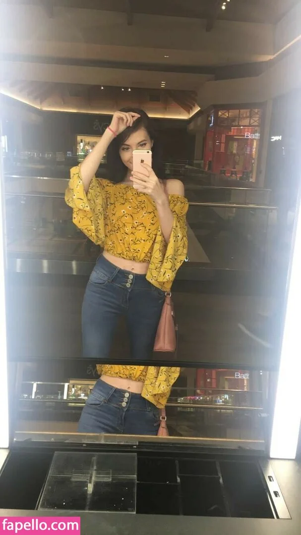 Elizabeth Reed Onlyfans Photo Gallery 