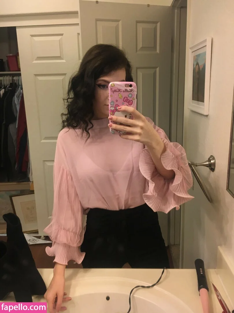 Elizabeth Reed Onlyfans Photo Gallery 