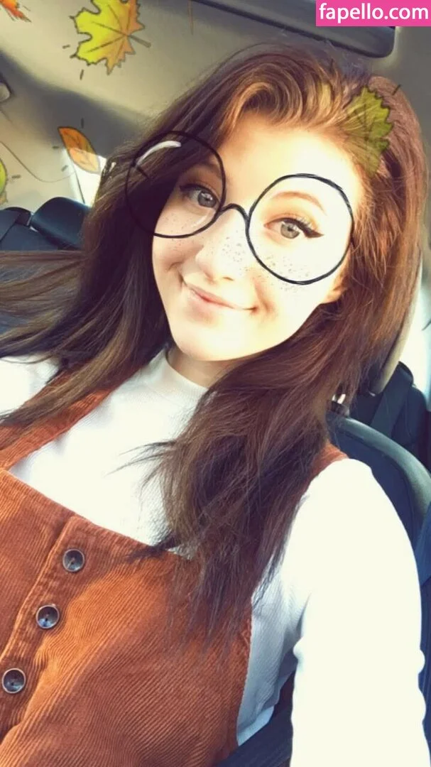 Elizabeth Reed Onlyfans Photo Gallery 