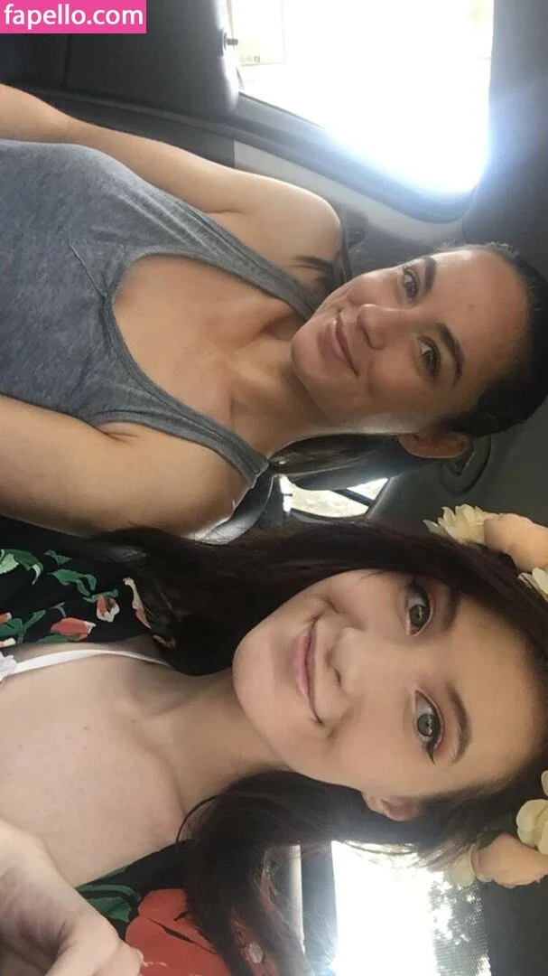 Elizabeth Reed Onlyfans Photo Gallery 