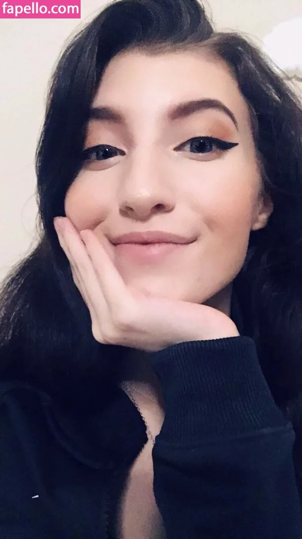 Elizabeth Reed Onlyfans Photo Gallery 