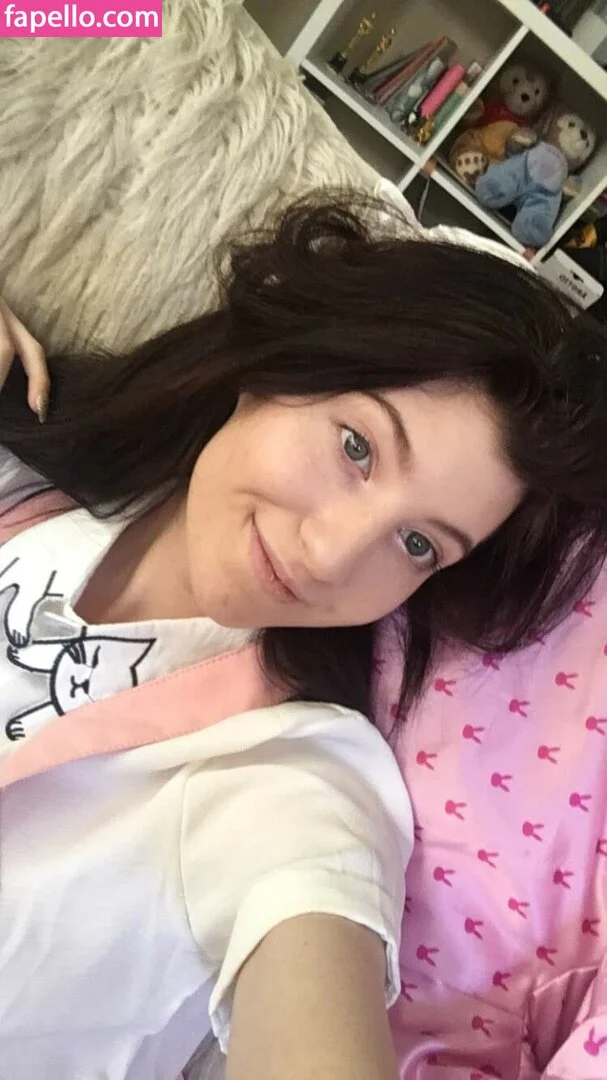 Elizabeth Reed Onlyfans Photo Gallery 