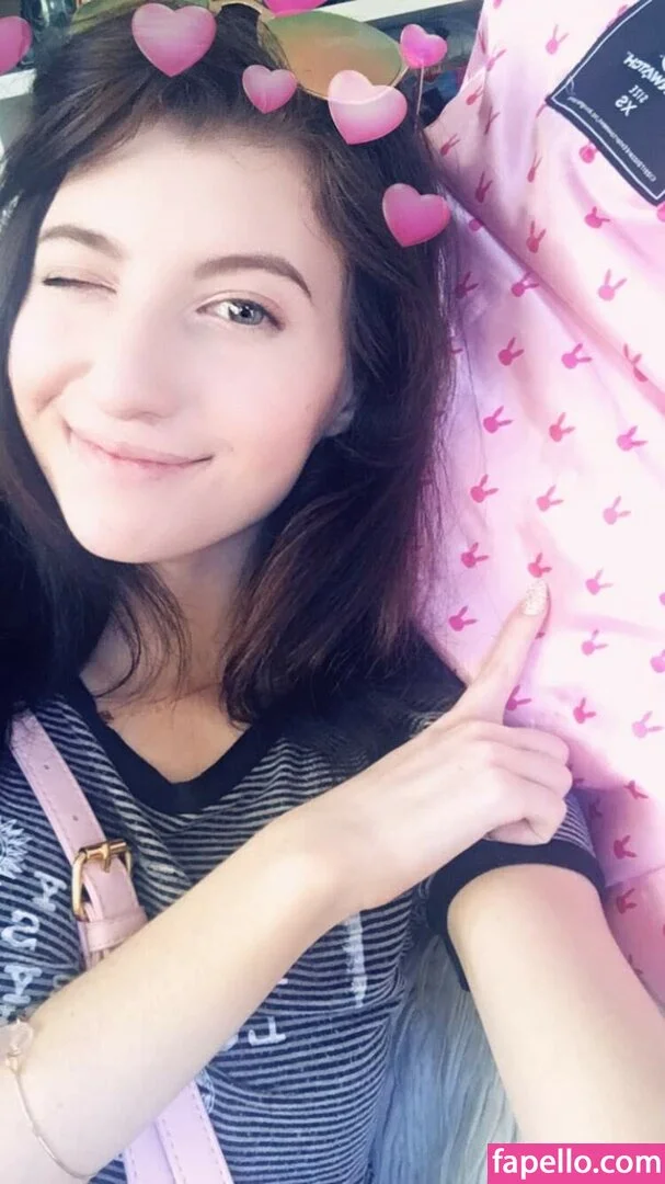 Elizabeth Reed Onlyfans Photo Gallery 