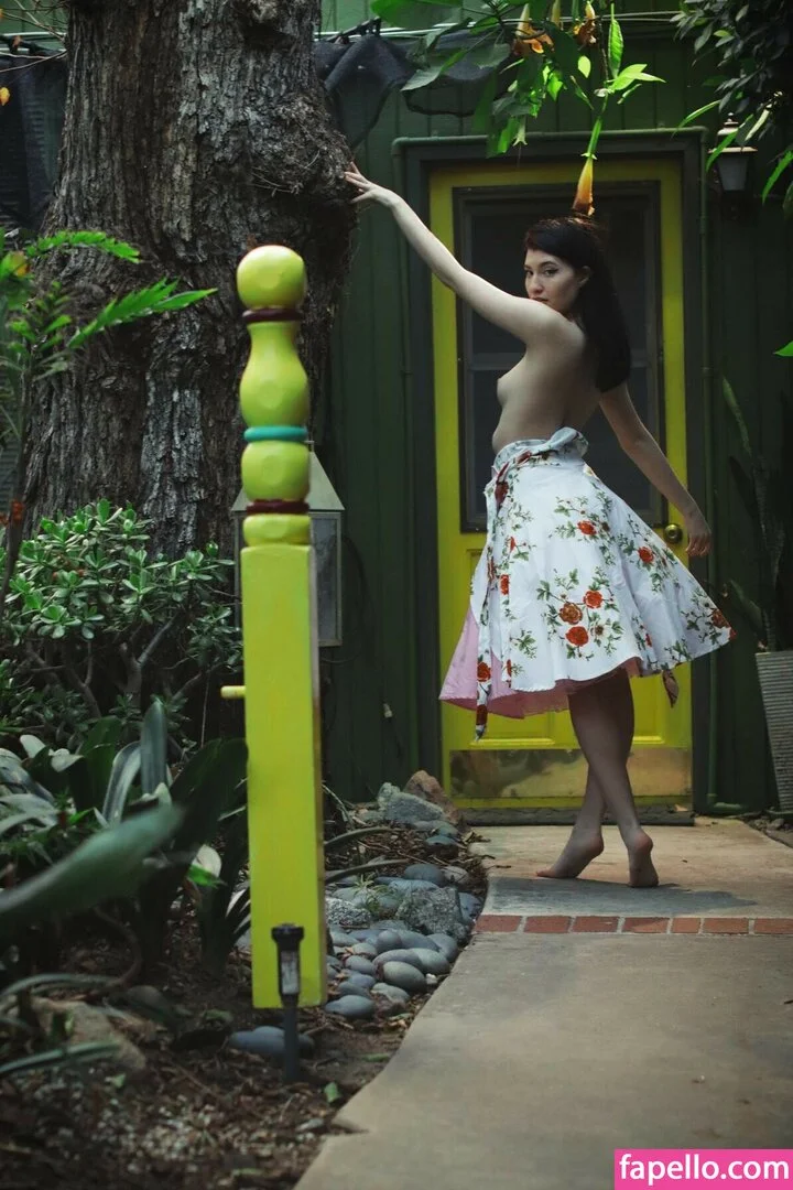 Elizabeth Reed Onlyfans Photo Gallery 