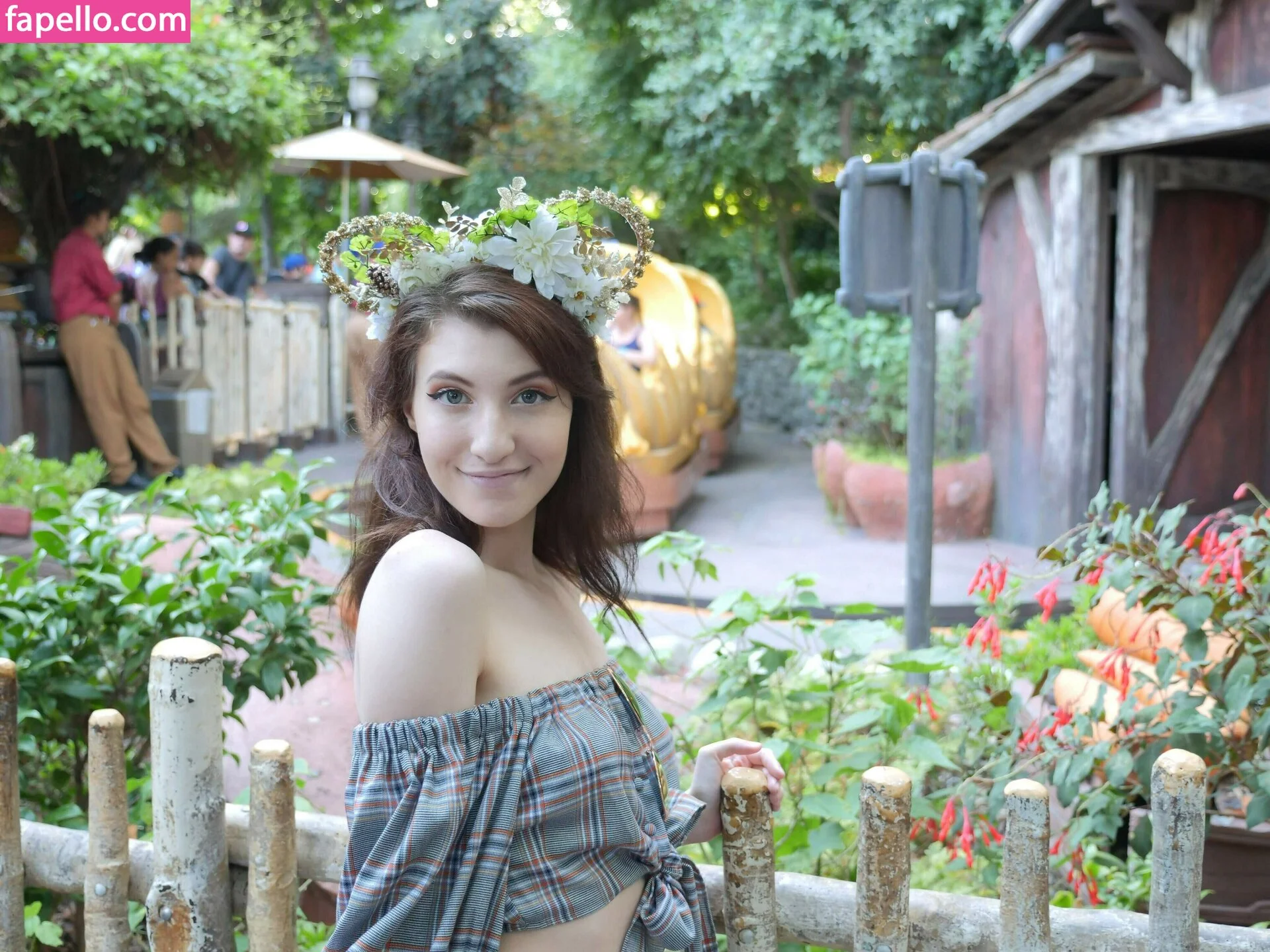 Elizabeth Reed Onlyfans Photo Gallery 