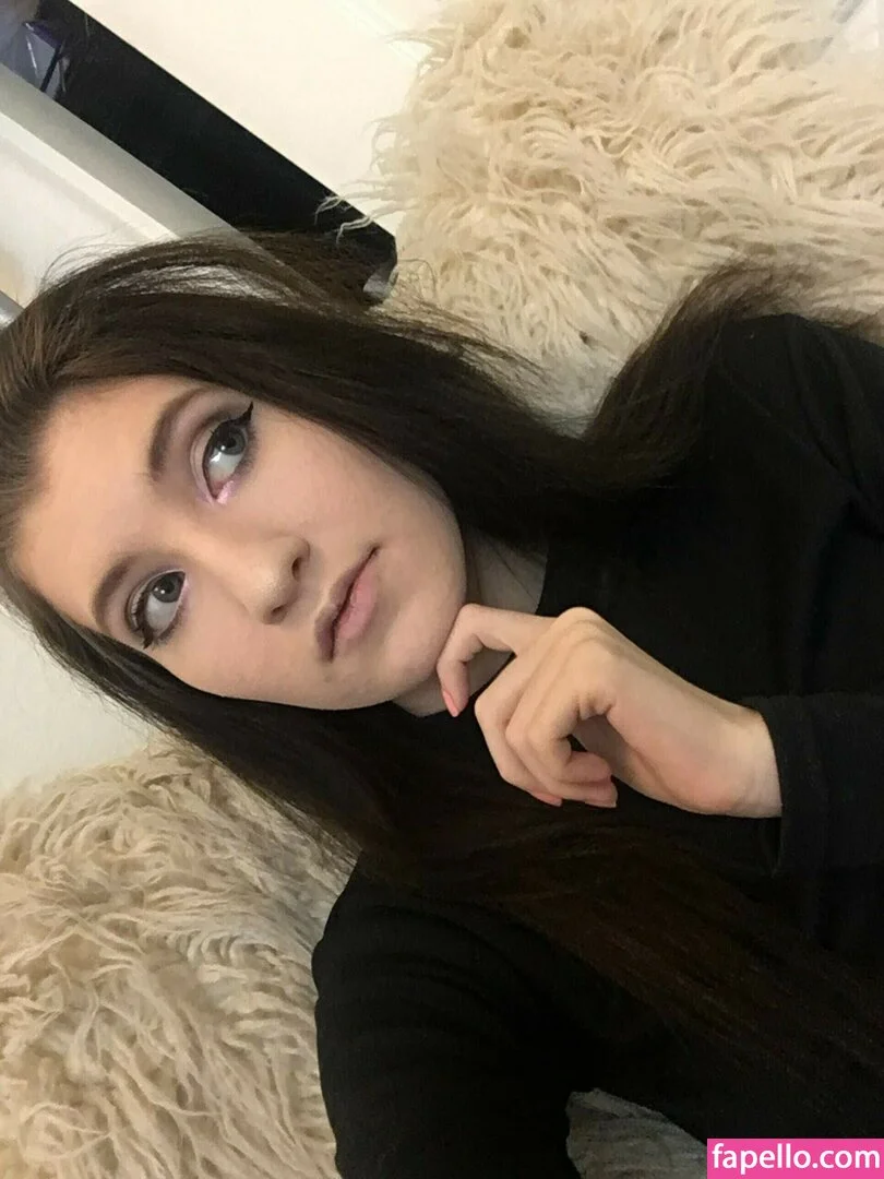 Elizabeth Reed Onlyfans Photo Gallery 