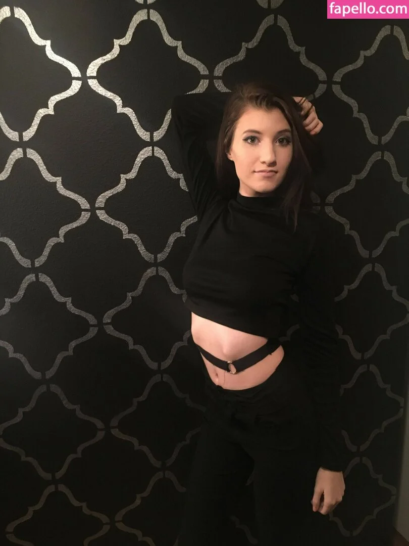 Elizabeth Reed Onlyfans Photo Gallery 