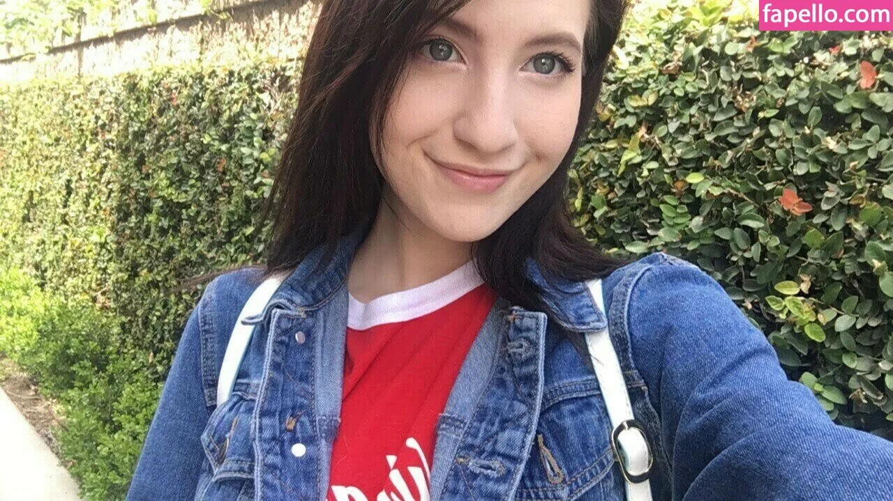 Elizabeth Reed Onlyfans Photo Gallery 