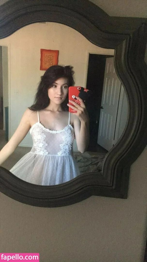 Elizabeth Reed Onlyfans Photo Gallery 