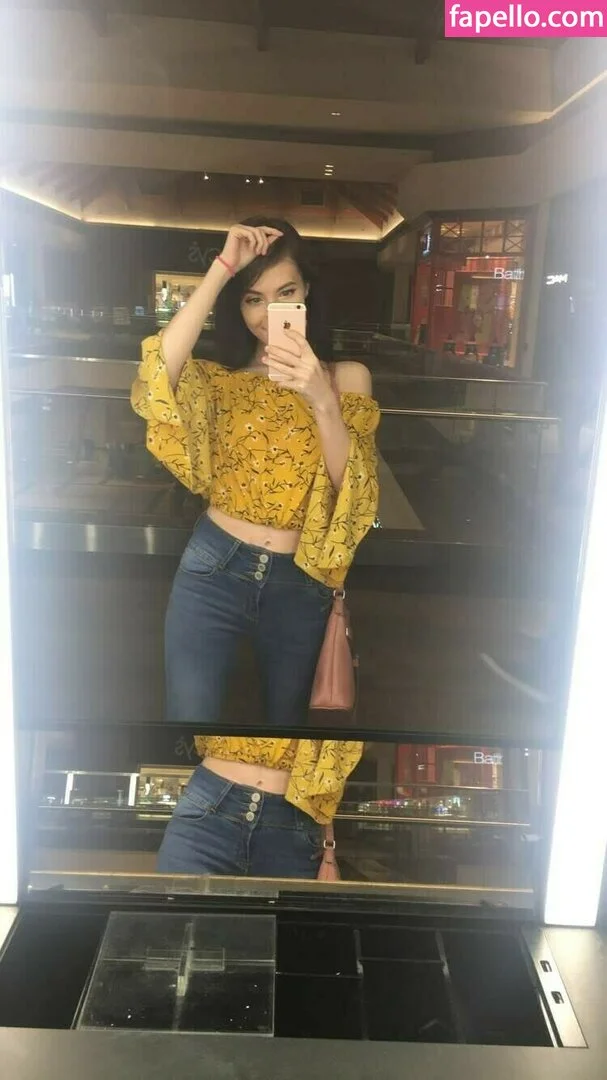 Elizabeth Reed Onlyfans Photo Gallery 