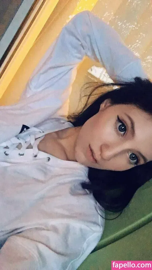 Elizabeth Reed Onlyfans Photo Gallery 