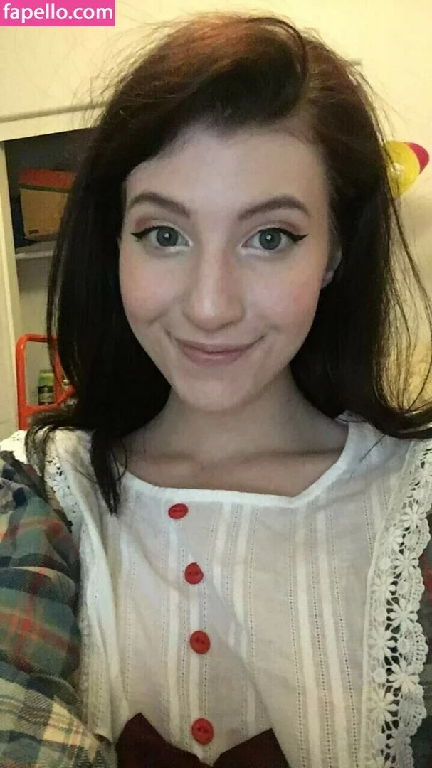 Elizabeth Reed Onlyfans Photo Gallery 