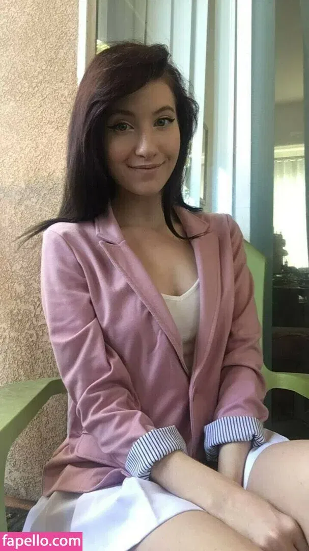 Elizabeth Reed Onlyfans Photo Gallery 