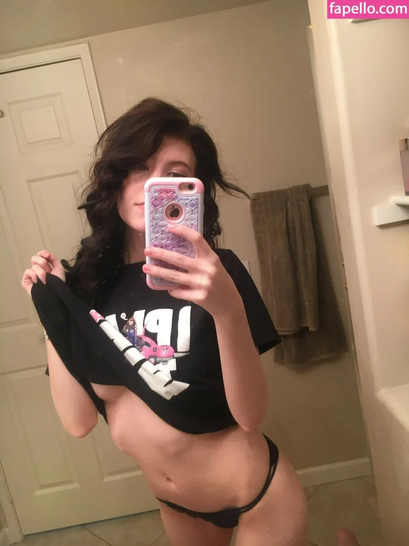 Elizabeth Reed Onlyfans Photo Gallery 