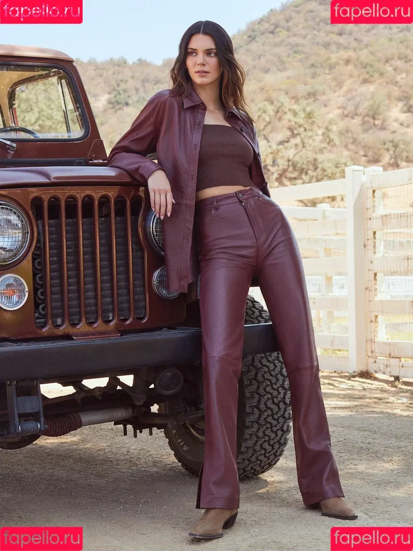 Kendall Jenner Onlyfans Photo Gallery 