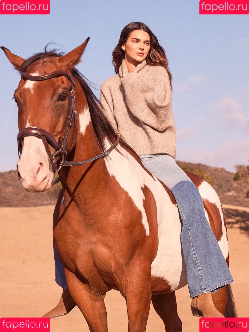 Kendall Jenner Onlyfans Photo Gallery 