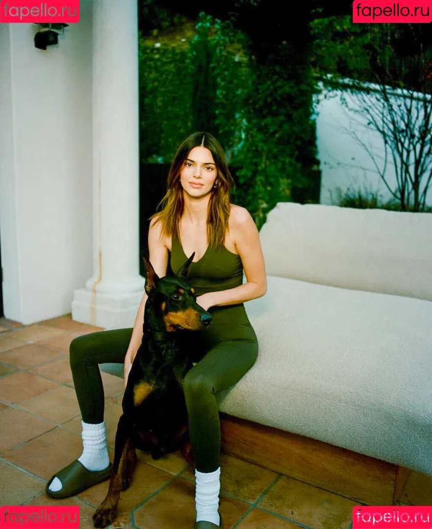Kendall Jenner Onlyfans Photo Gallery 