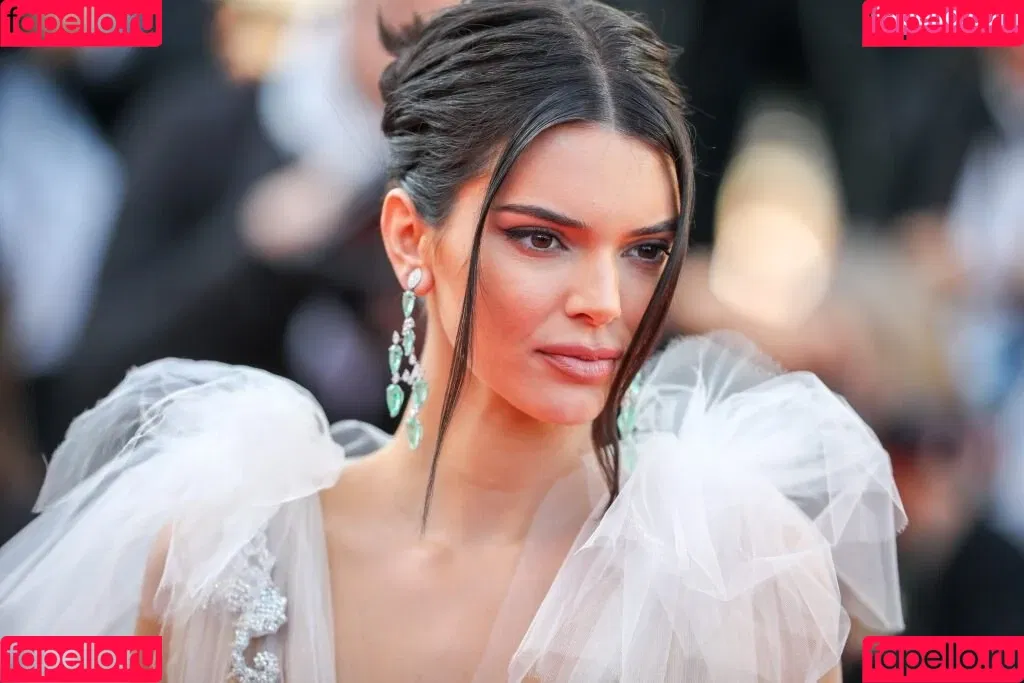 Kendall Jenner Onlyfans Photo Gallery 