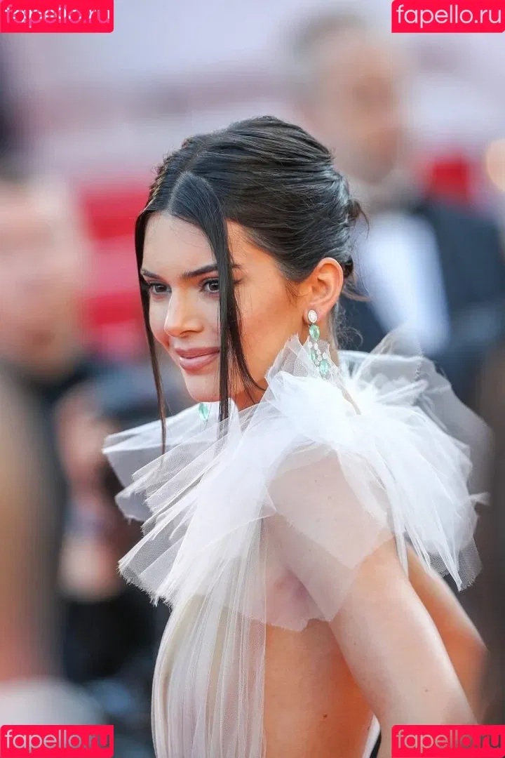Kendall Jenner Onlyfans Photo Gallery 