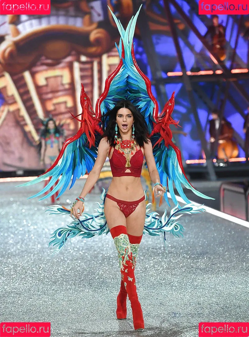 Kendall Jenner Onlyfans Photo Gallery 