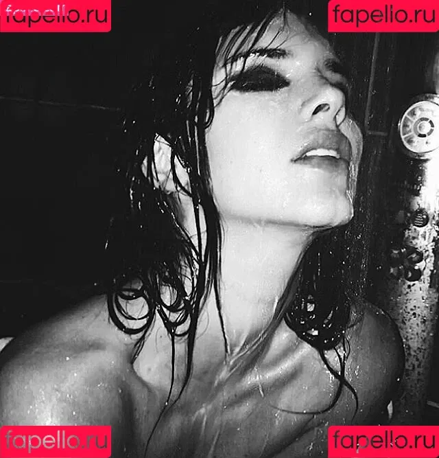 Kendall Jenner Onlyfans Photo Gallery 