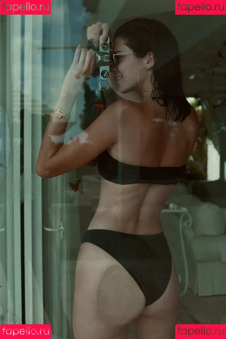 Kendall Jenner Onlyfans Photo Gallery 