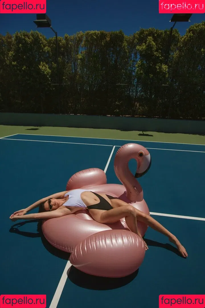 Kendall Jenner Onlyfans Photo Gallery 