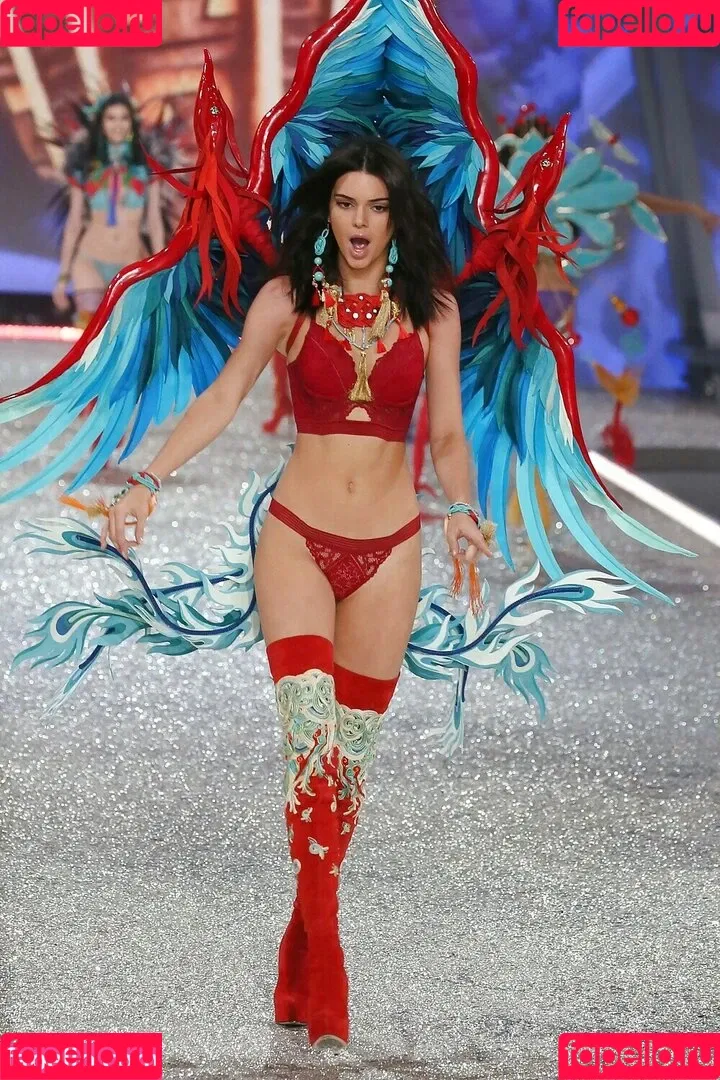 Kendall Jenner Onlyfans Photo Gallery 