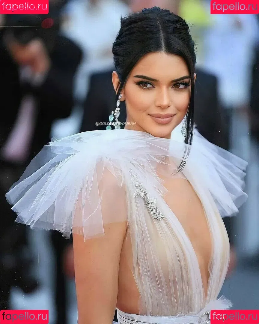 Kendall Jenner Onlyfans Photo Gallery 