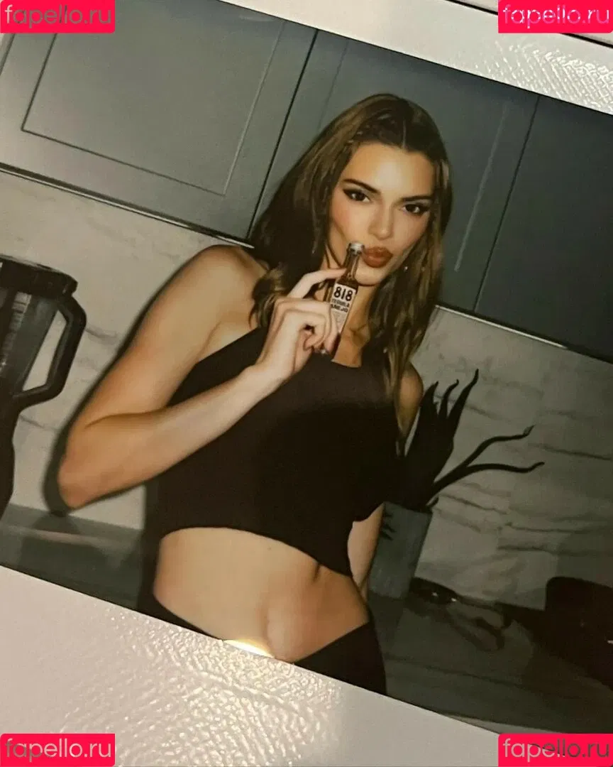 Kendall Jenner Onlyfans Photo Gallery 