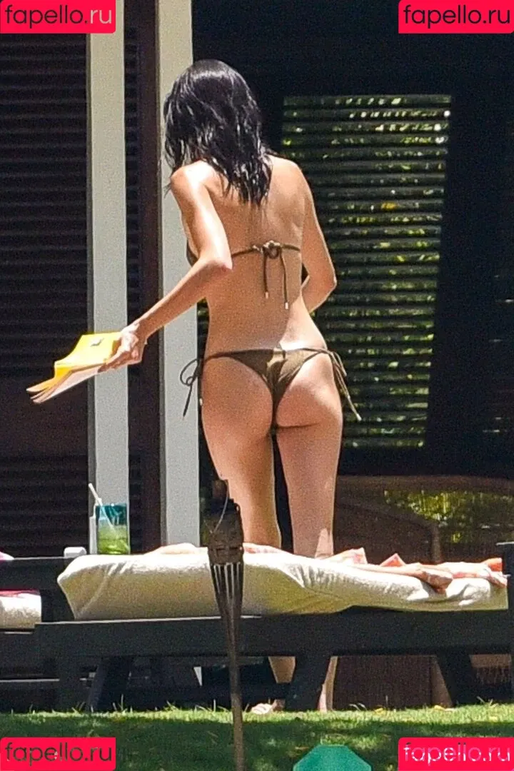 Kendall Jenner Onlyfans Photo Gallery 