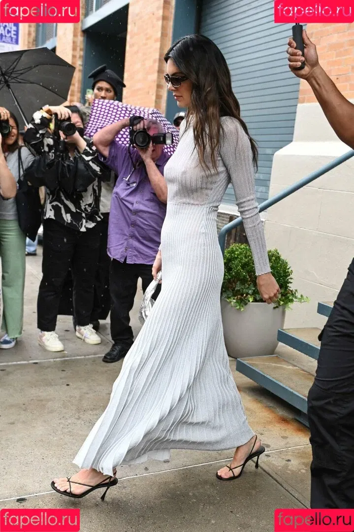 Kendall Jenner Onlyfans Photo Gallery 