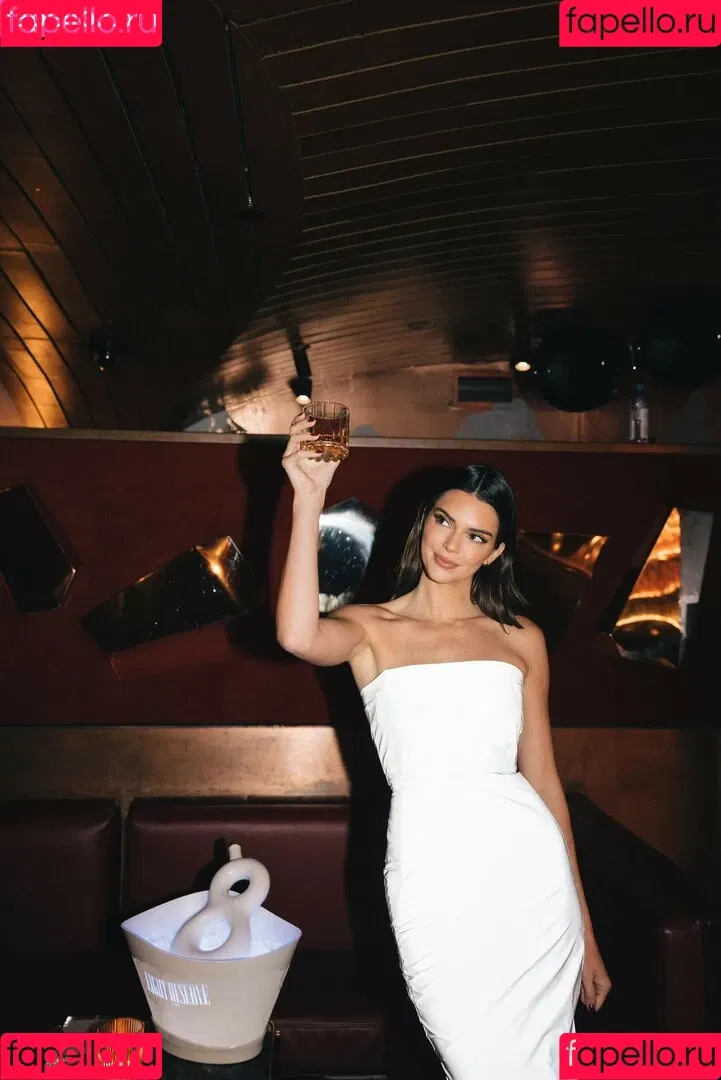 Kendall Jenner Onlyfans Photo Gallery 