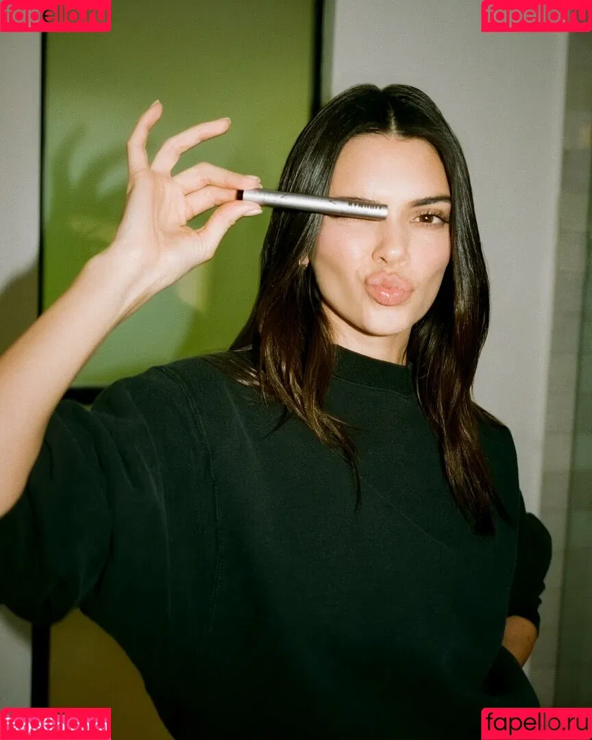 Kendall Jenner Onlyfans Photo Gallery 