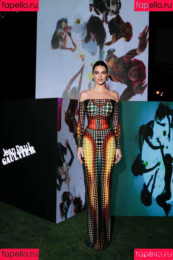 Kendall Jenner Onlyfans Photo Gallery 