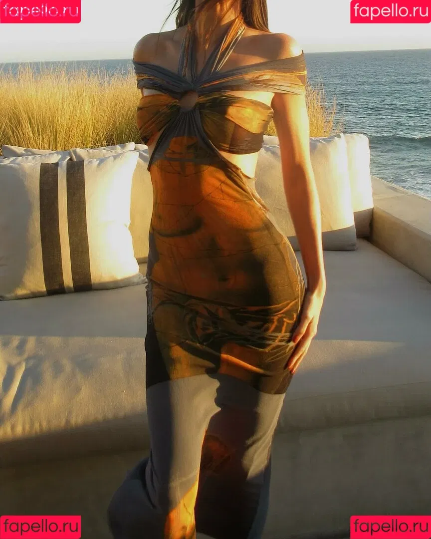 Kendall Jenner Onlyfans Photo Gallery 
