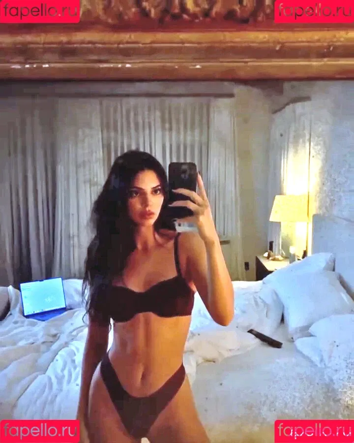 Kendall Jenner Onlyfans Photo Gallery 