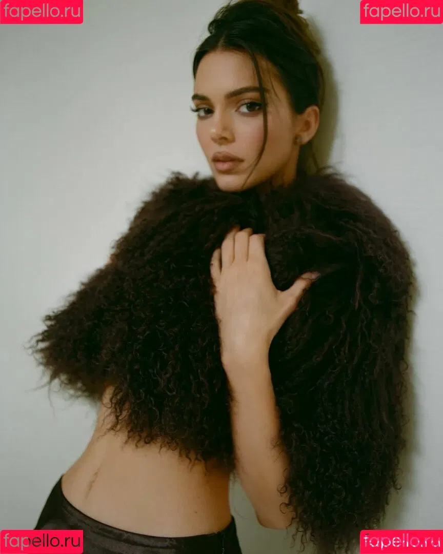 Kendall Jenner Onlyfans Photo Gallery 