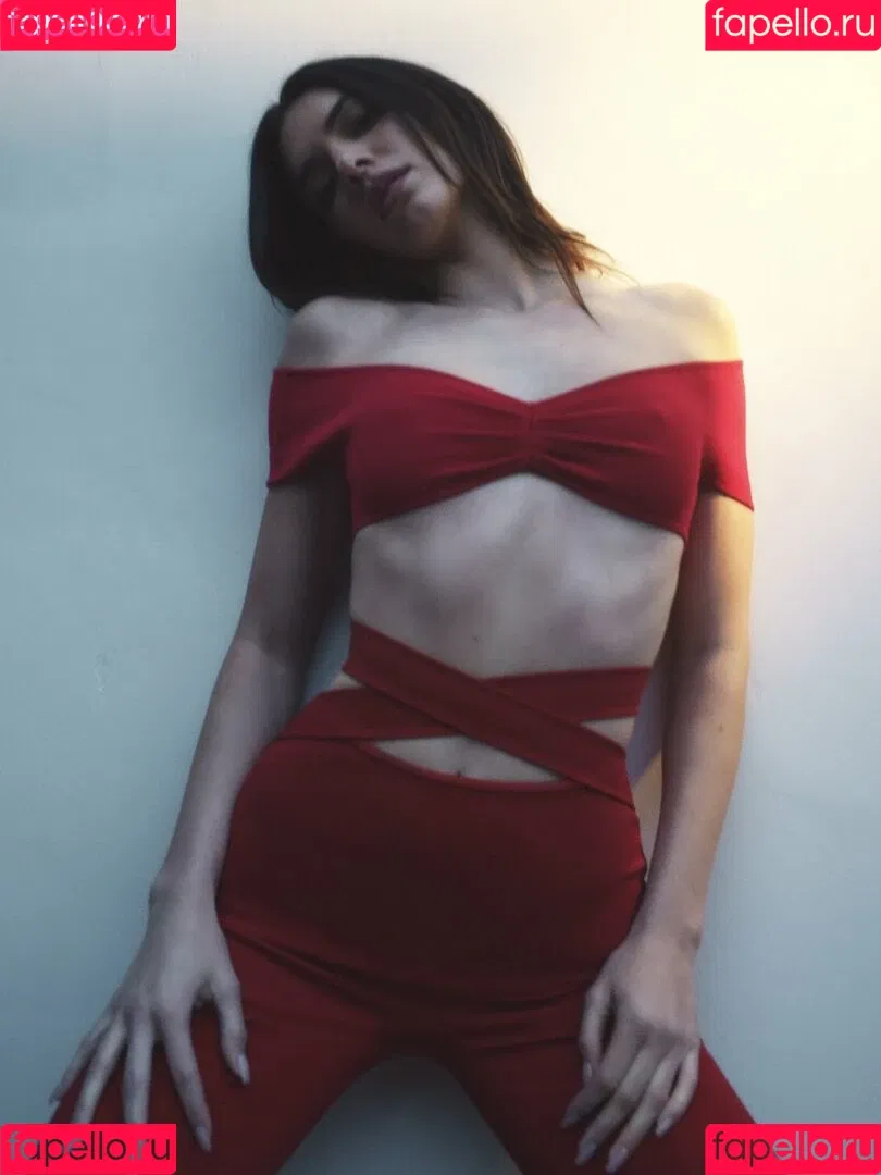 Kendall Jenner Onlyfans Photo Gallery 