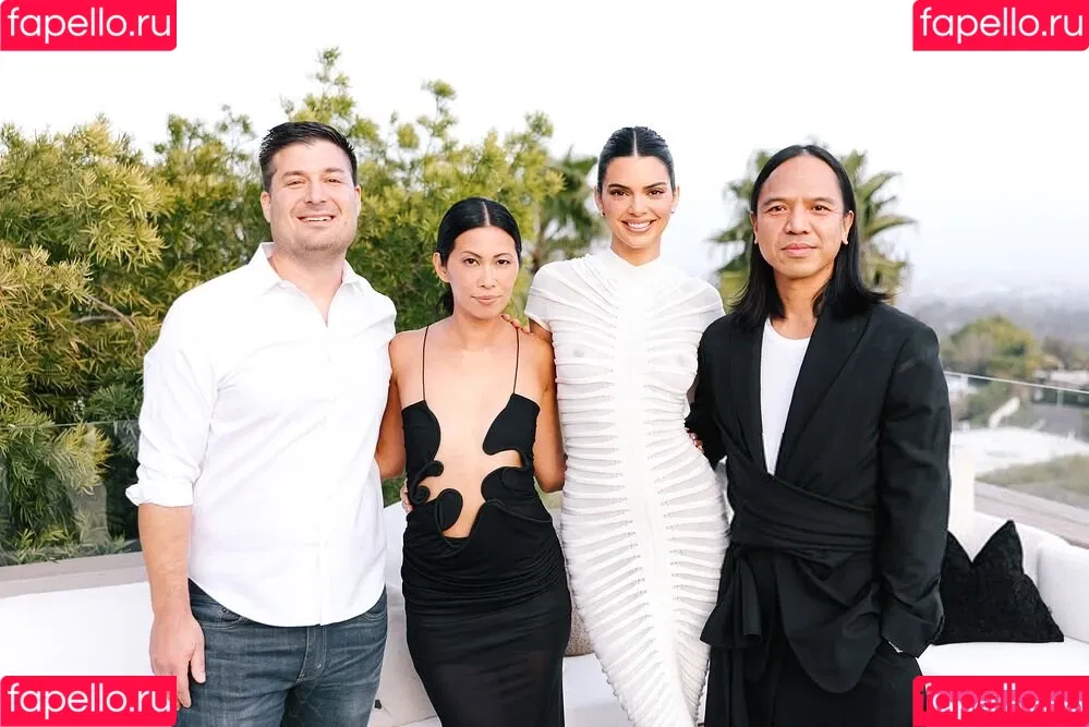 Kendall Jenner Onlyfans Photo Gallery 