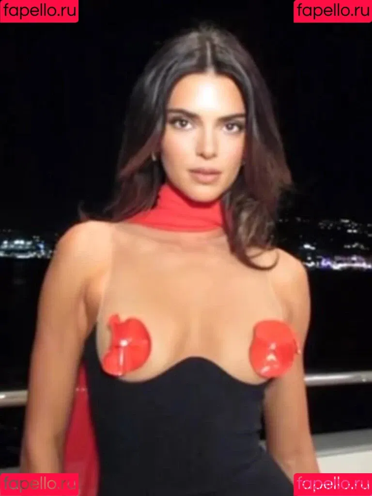 Kendall Jenner Onlyfans Photo Gallery 