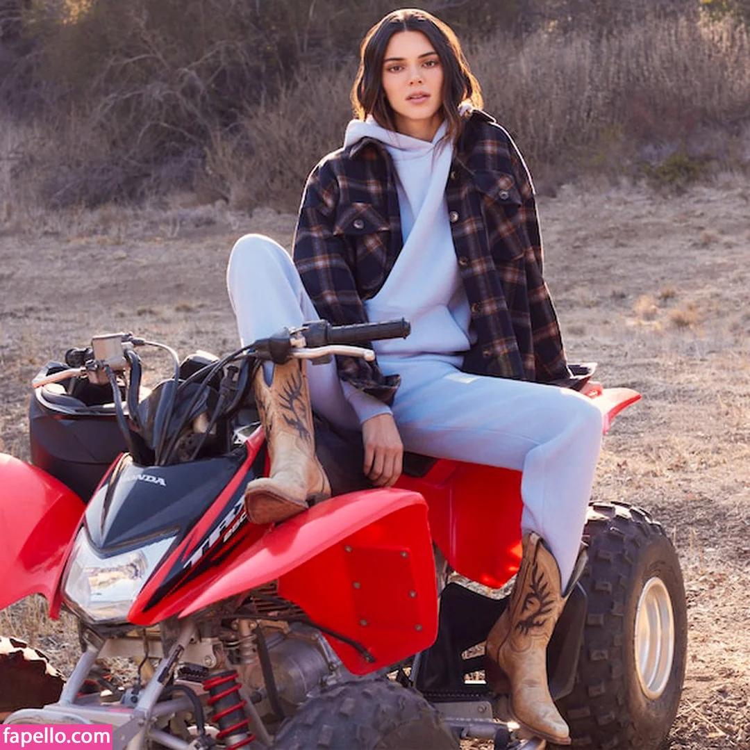 Kendall Jenner Onlyfans Photo Gallery 