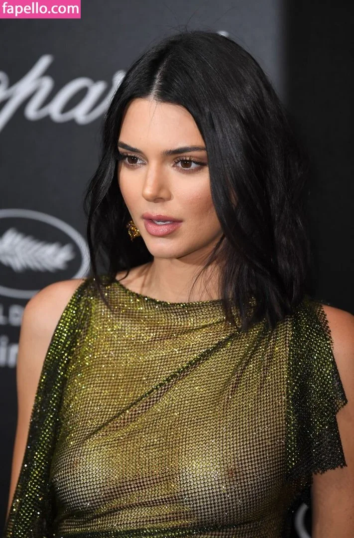 Kendall Jenner Onlyfans Photo Gallery 