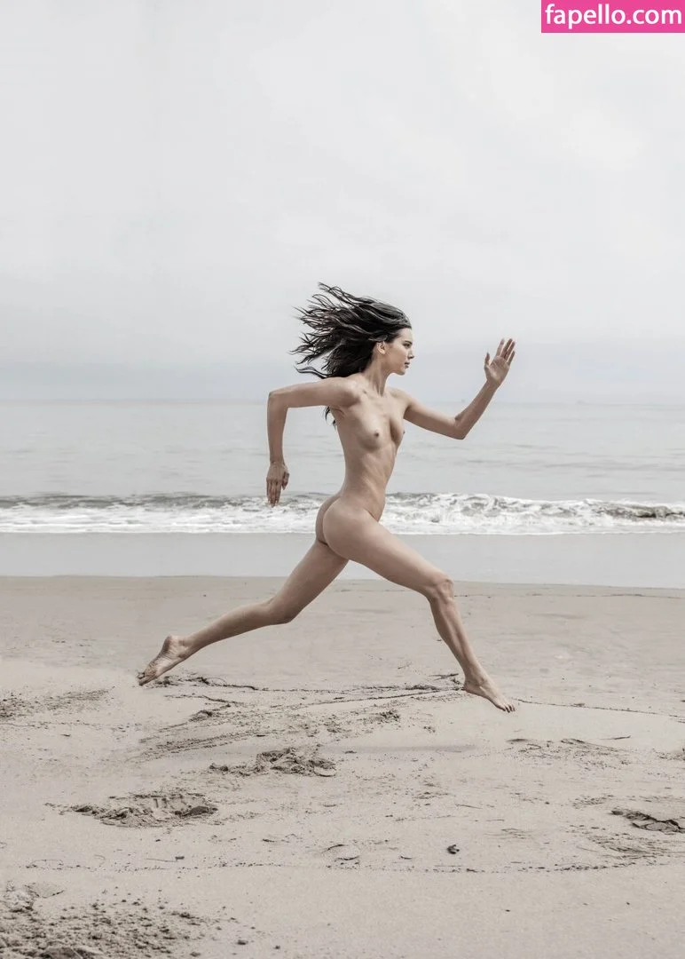 Kendall Jenner Onlyfans Photo Gallery 