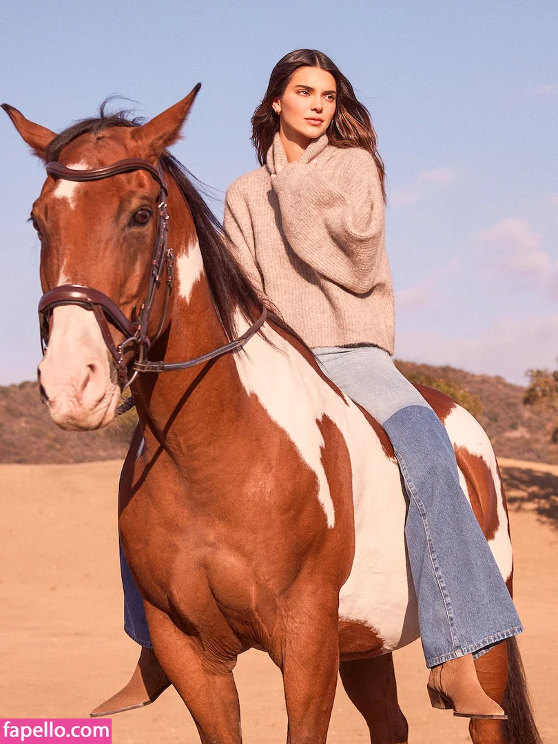 Kendall Jenner Onlyfans Photo Gallery 