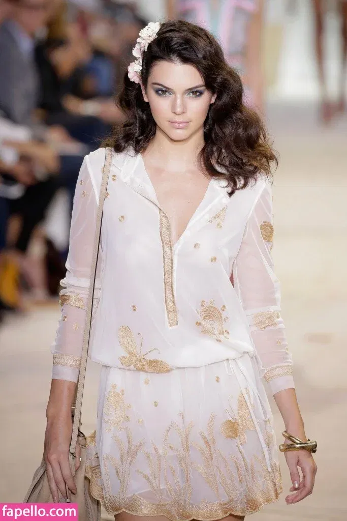 Kendall Jenner Onlyfans Photo Gallery 