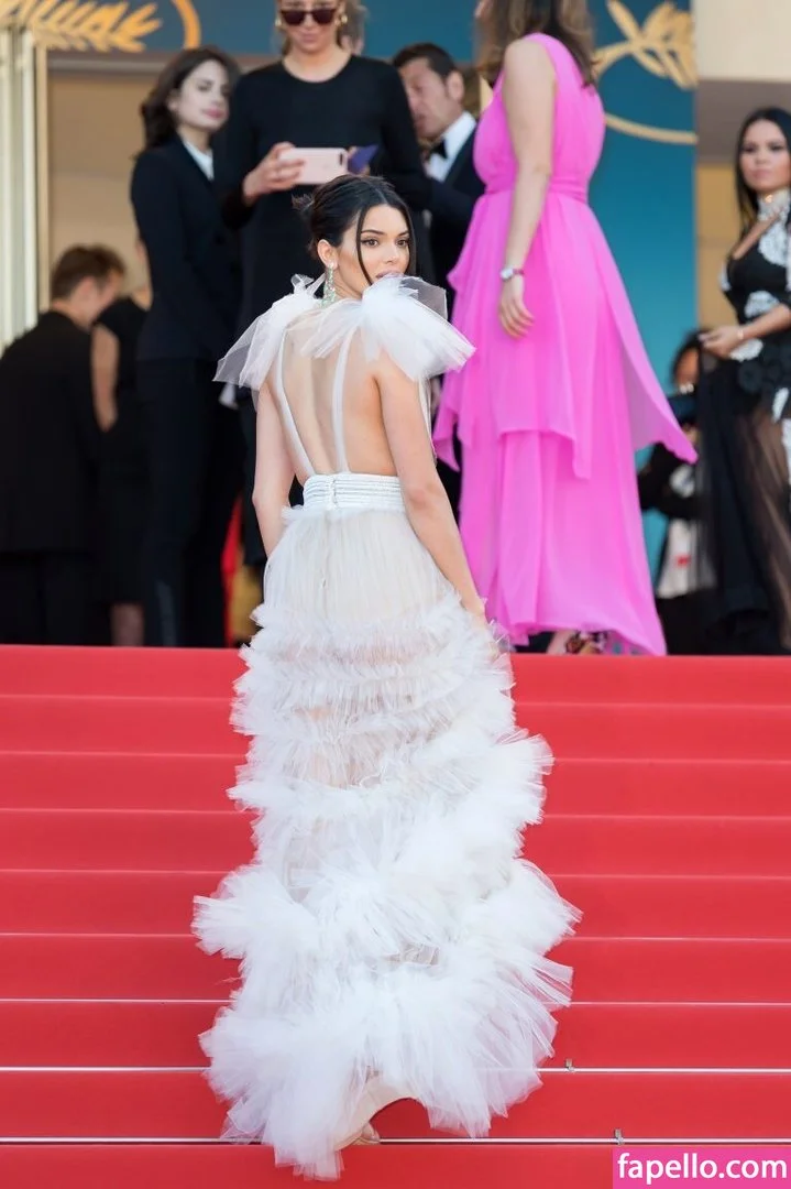 Kendall Jenner Onlyfans Photo Gallery 