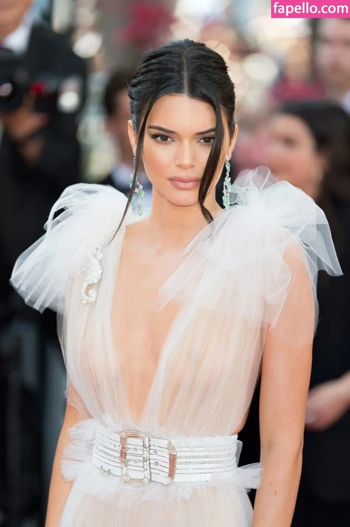 Kendall Jenner Onlyfans Photo Gallery 