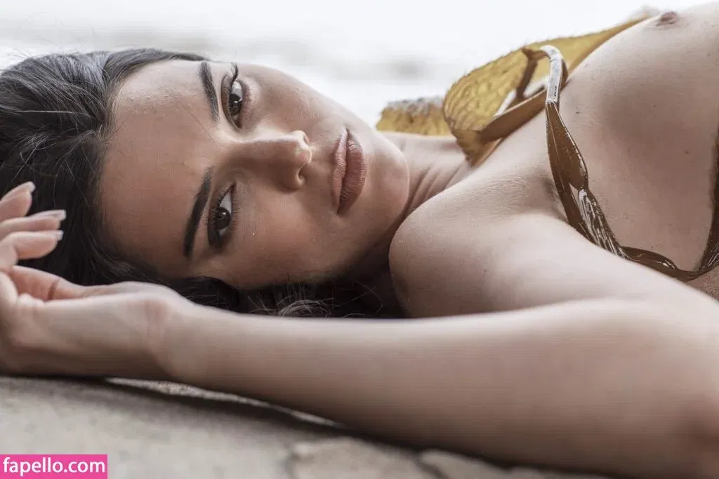 Kendall Jenner Onlyfans Photo Gallery 