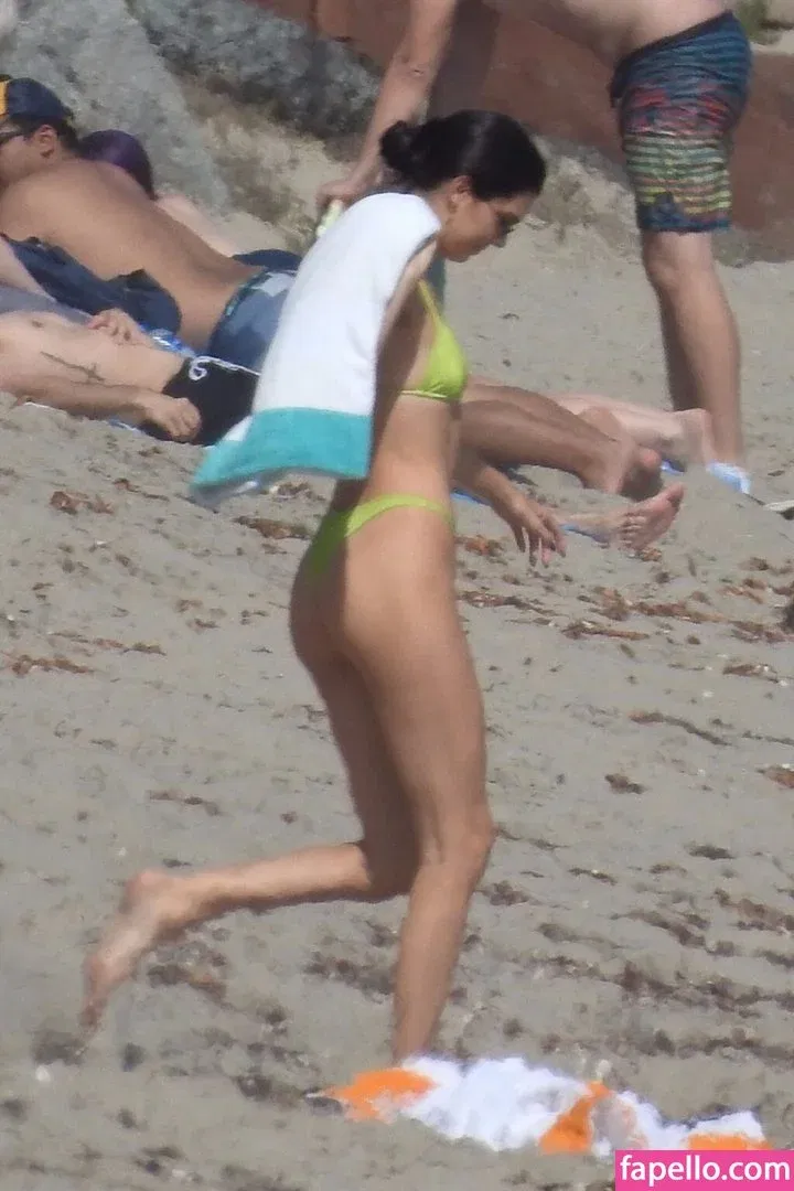 Kendall Jenner Onlyfans Photo Gallery 